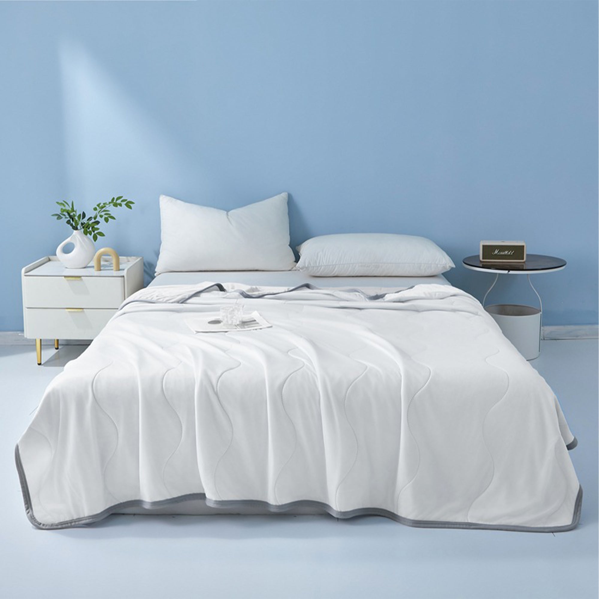 Long Lasting Cool Feel Super Soft Summer Air Conditioner Quilt Cooling Blanket
