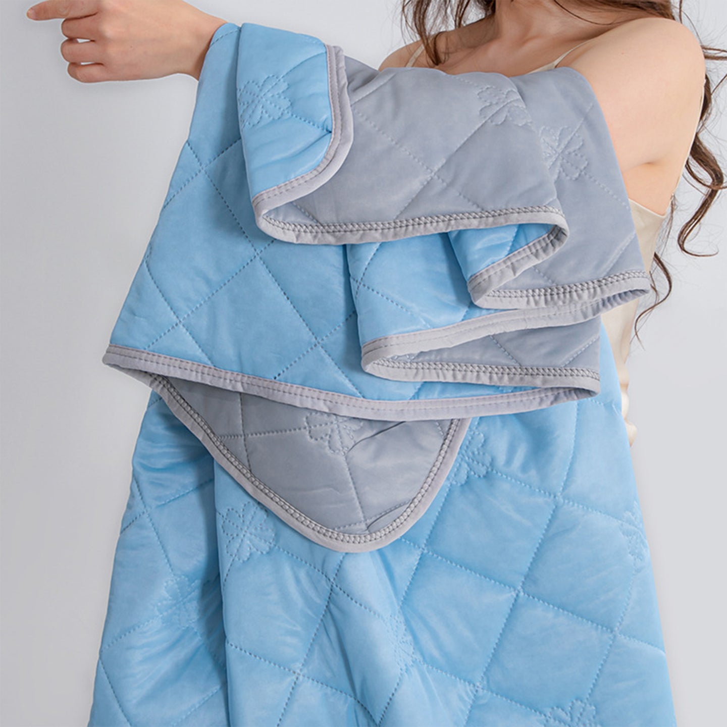 Lightweight Breathable Double-Sided Cooling Blanket Summer Quilt