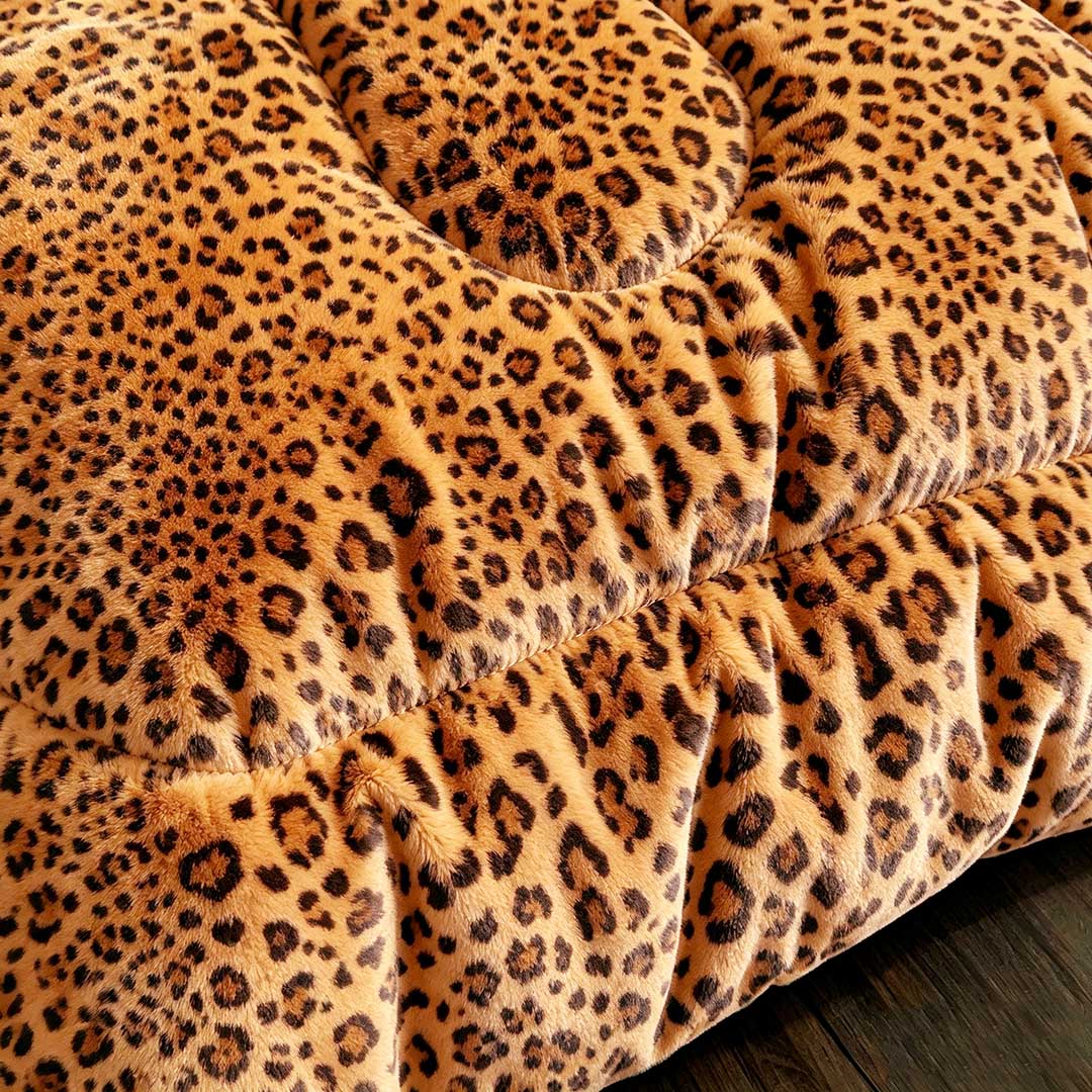 3 Pieces Soft Leopard Print Plush Comforter Set for Fall & Winter
