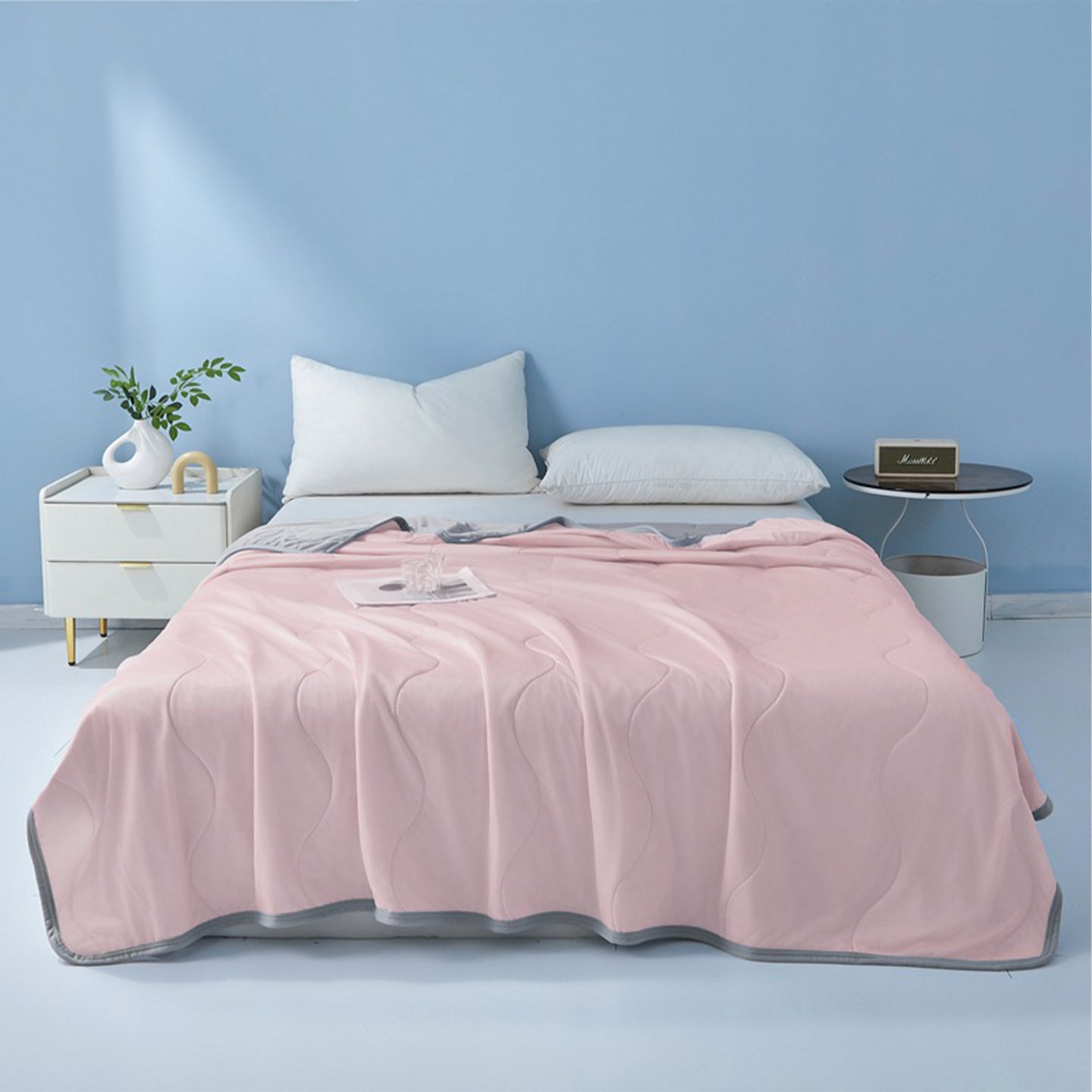 Long Lasting Cool Feel Super Soft Summer Air Conditioner Quilt Cooling Blanket