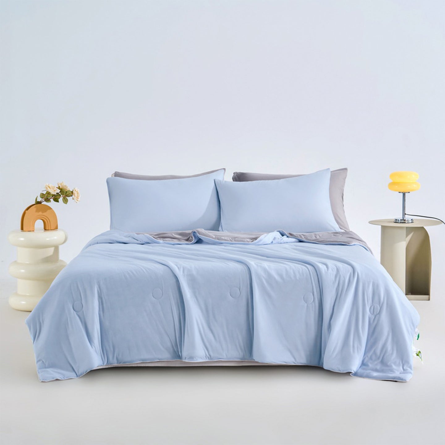Double Sided Summer Quilt, Ultra Soft Cooling Blanket for Hot Sleepers