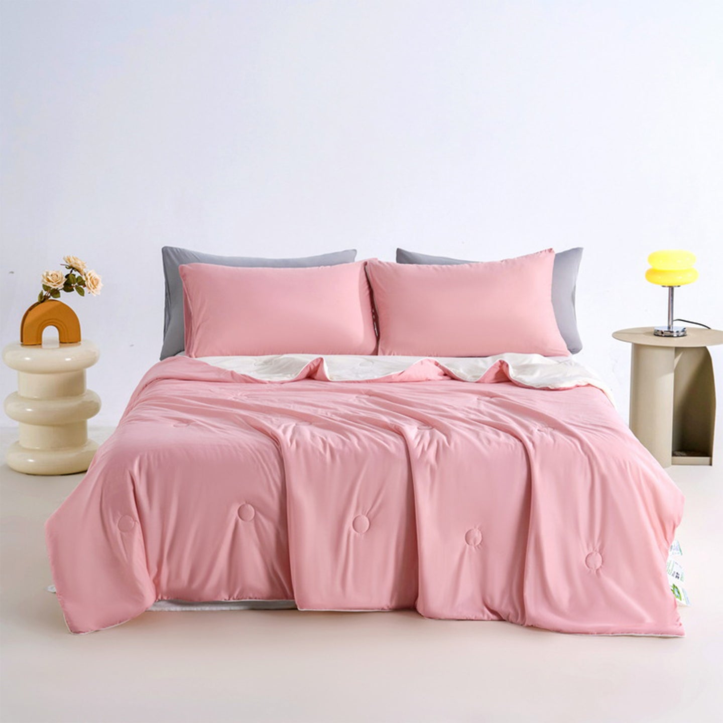 Double Sided Summer Quilt, Ultra Soft Cooling Blanket for Hot Sleepers