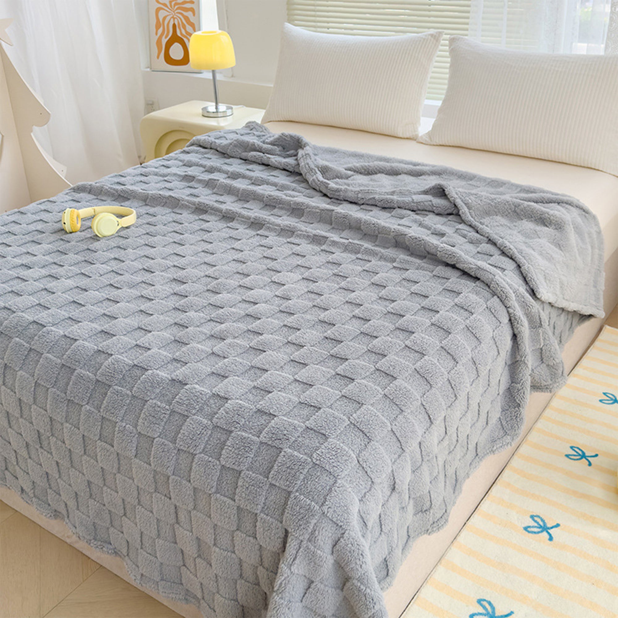 3D Carved Cloud-Soft Blanket — Luxury Throw with Pet-Friendly Durability
