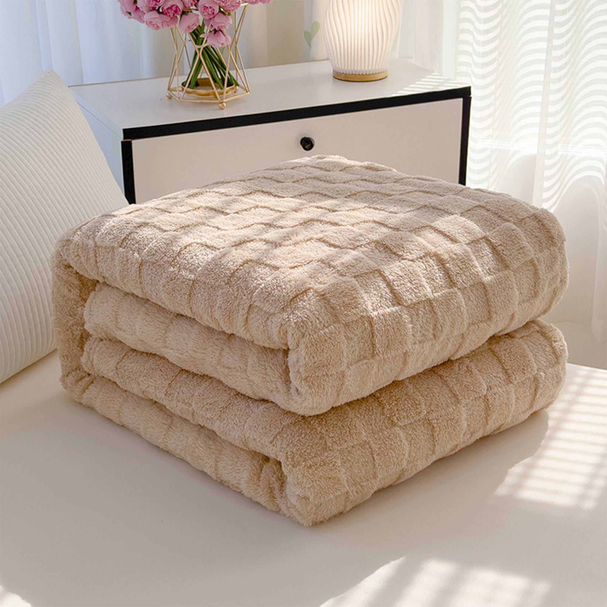 3D Carved Cloud-Soft Blanket — Luxury Throw with Pet-Friendly Durability