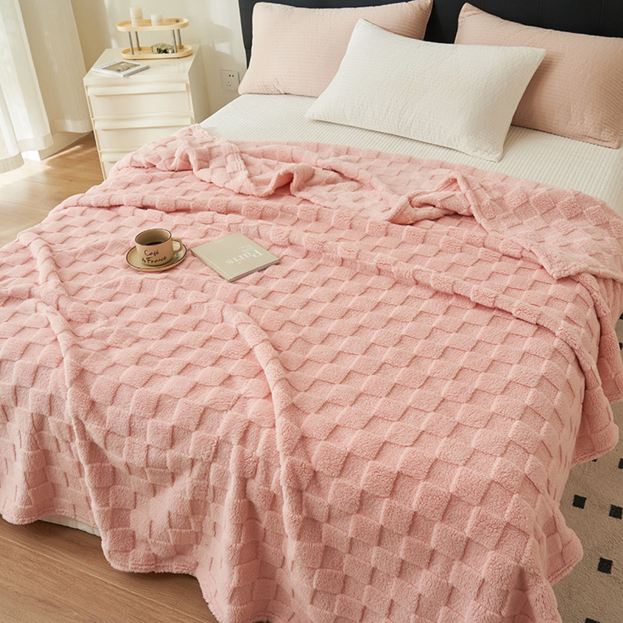 3D Carved Cloud-Soft Blanket — Luxury Throw with Pet-Friendly Durability