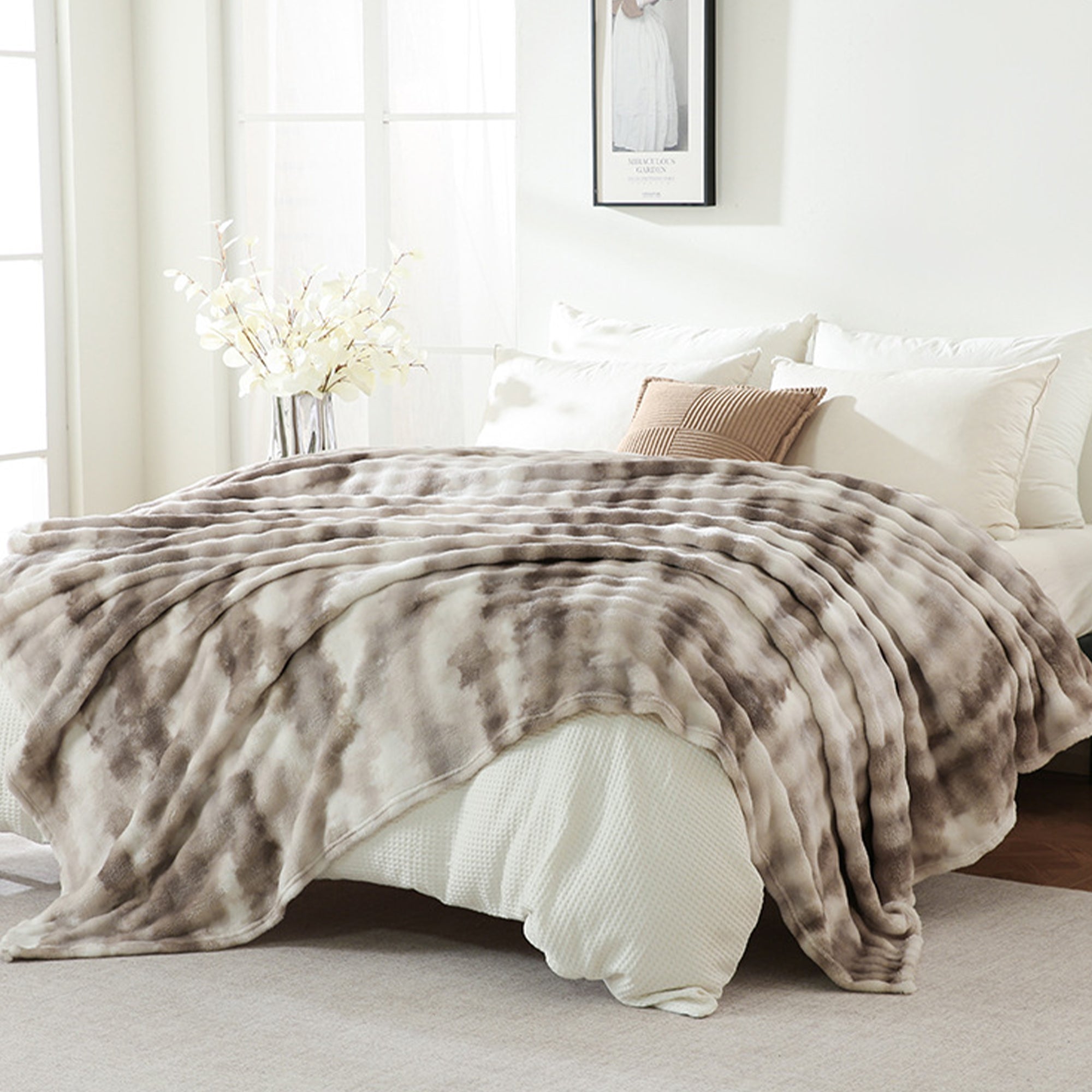 Cloud-Soft Tie-Dye Flannel Throw Blanket For Multi-Scene Comfort