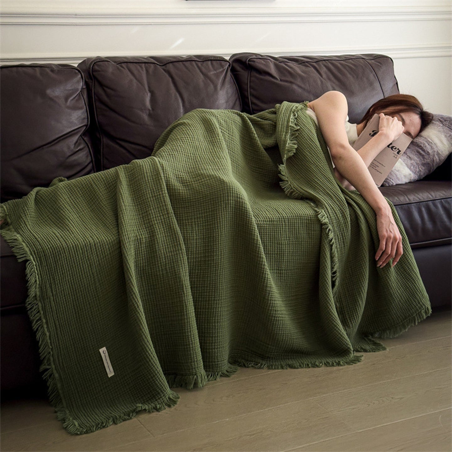 Cotton Waffle Knit Throw Blanket with Fringe – Boho Couch Cover & Cozy Quilt
