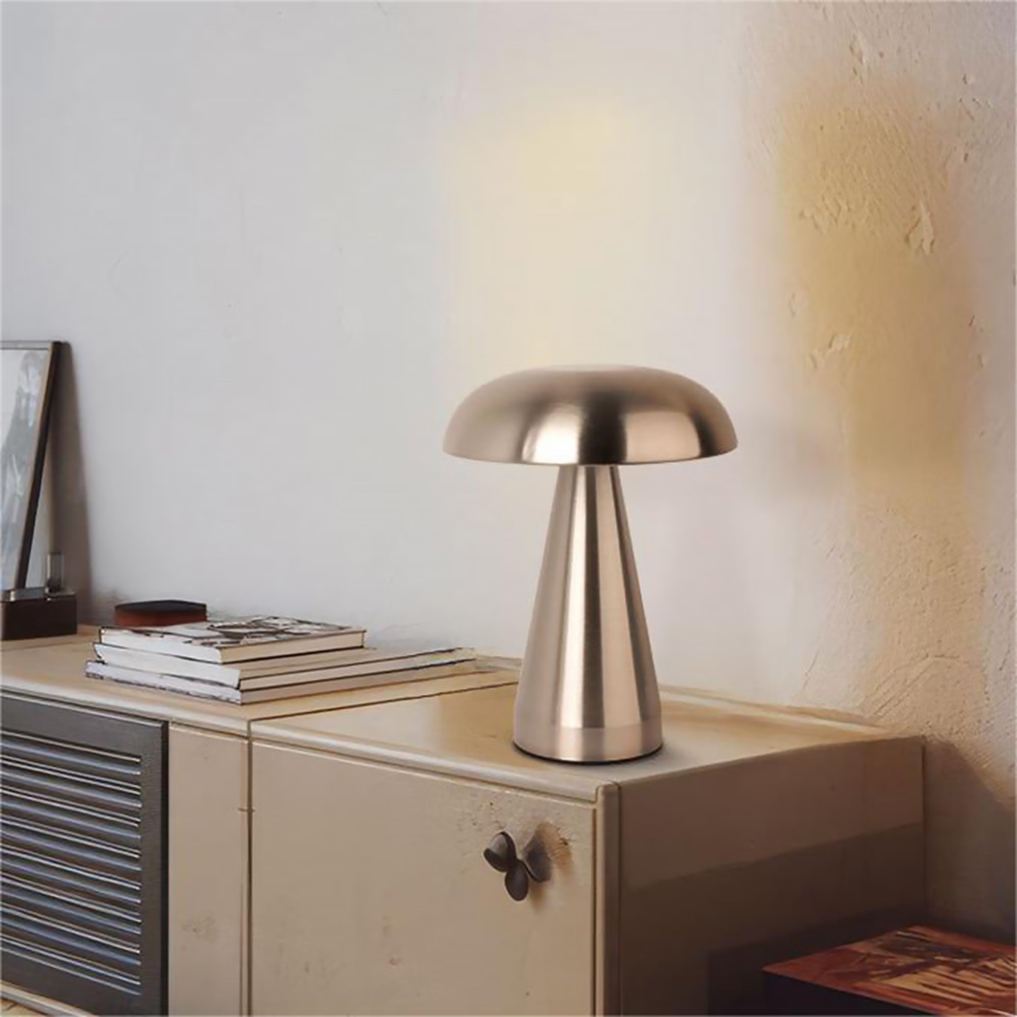 Portable Mushroom LED Table Lamp - Cordless Touch Dimmable Retro Bedside Nightlight