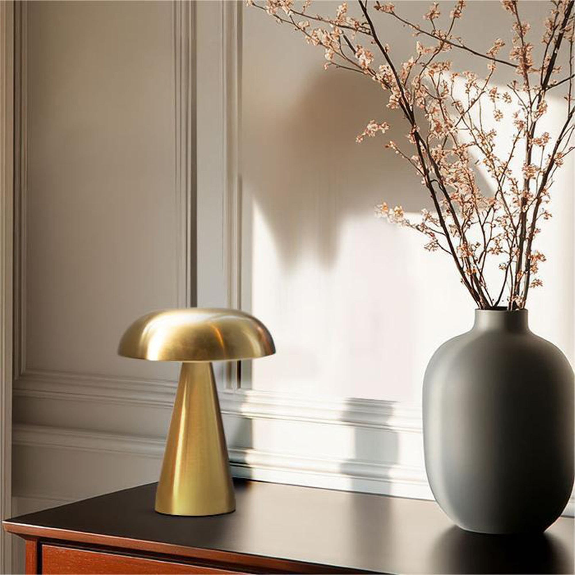 Portable Mushroom LED Table Lamp - Cordless Touch Dimmable Retro Bedside Nightlight
