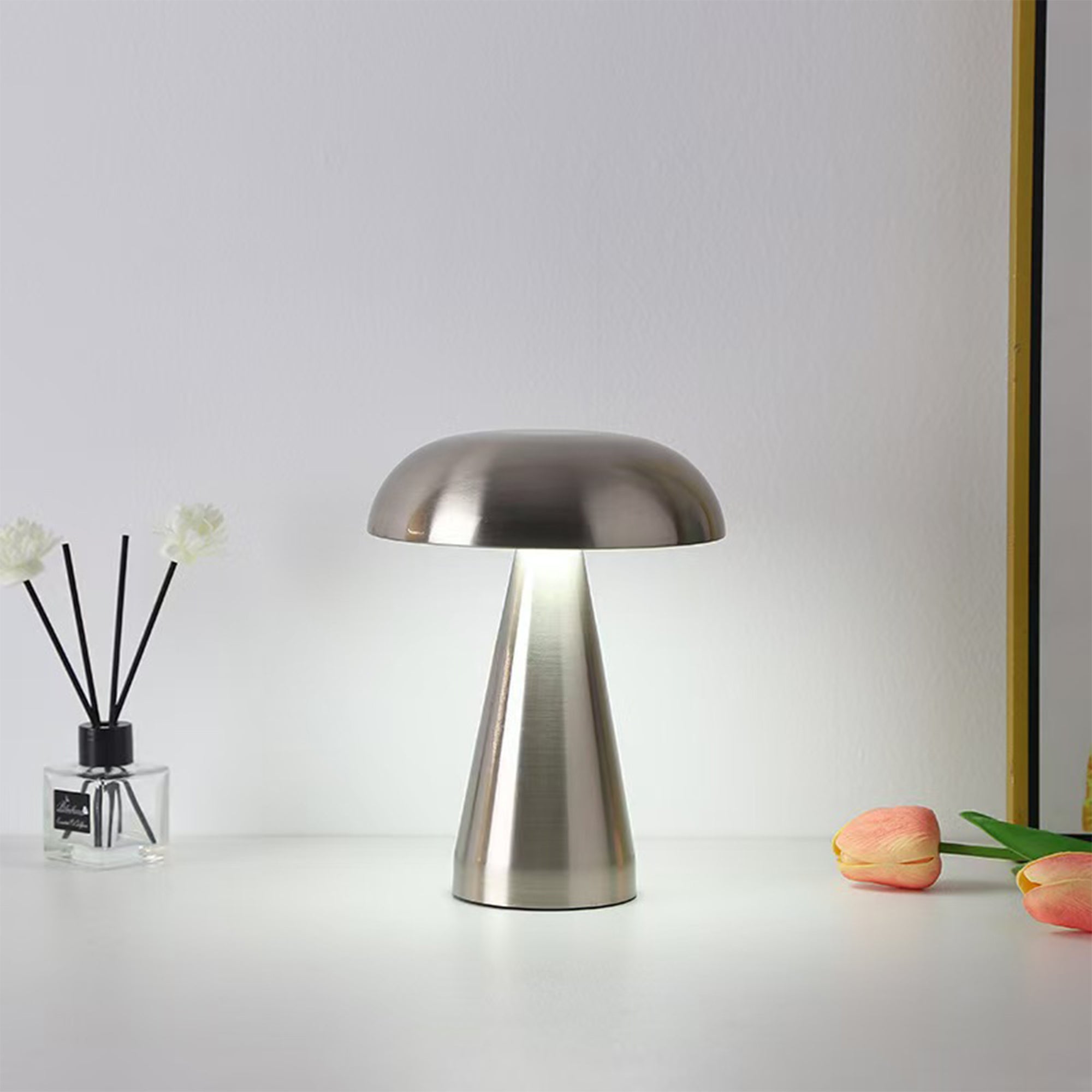 Portable Mushroom LED Table Lamp - Cordless Touch Dimmable Retro Bedside Nightlight