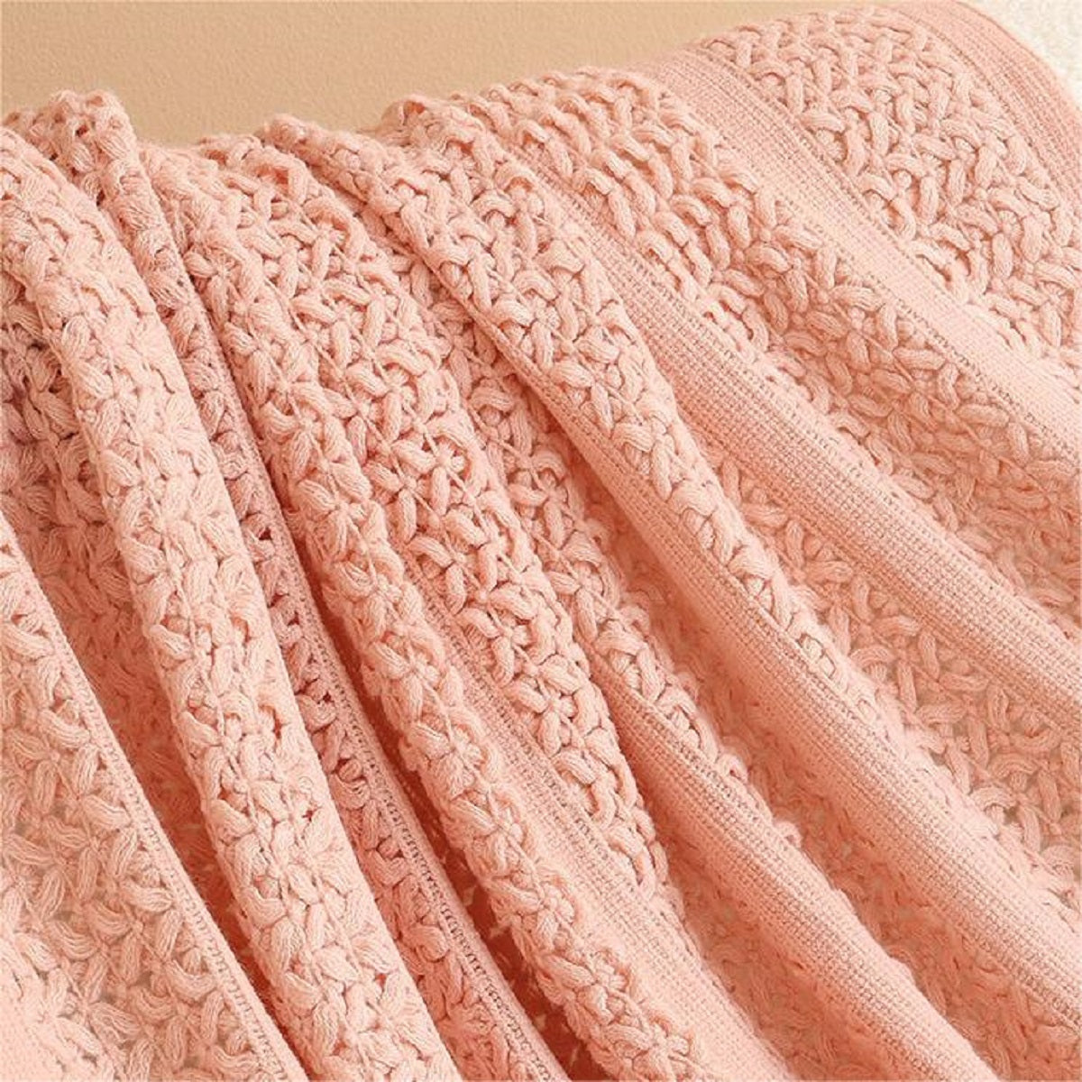 Soft Cable-Knit Throw Blanket with Fringe Tassels