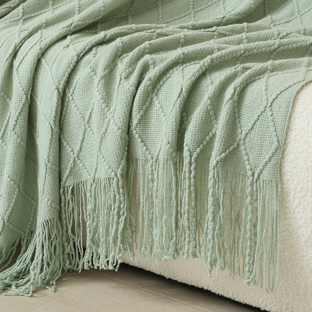 Textured Diamond Knitted Throw Blanket with Fringe Tassels