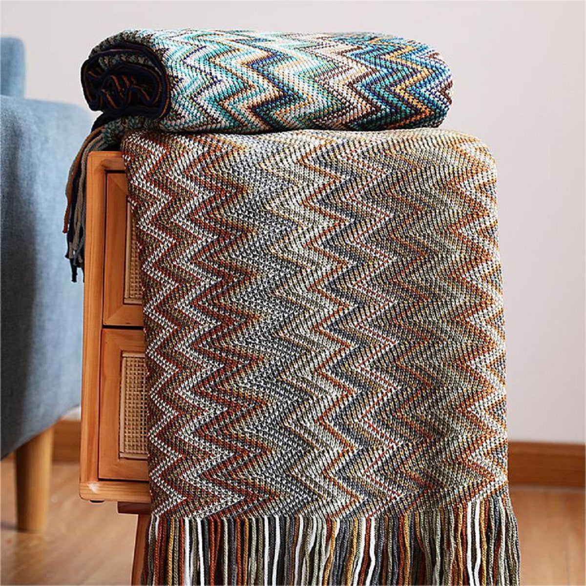 Boho Chevron Knitted Throw Blanket with Fringe Tassels