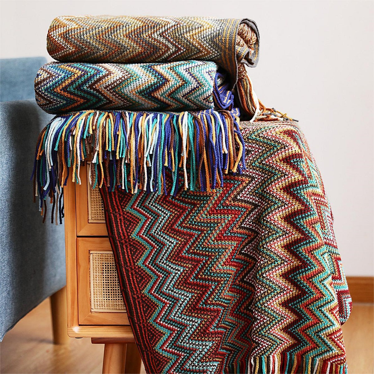 Boho Chevron Knitted Throw Blanket with Fringe Tassels
